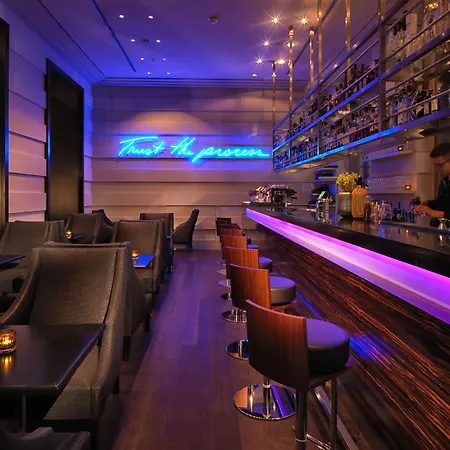 Szálloda De Rome 5*